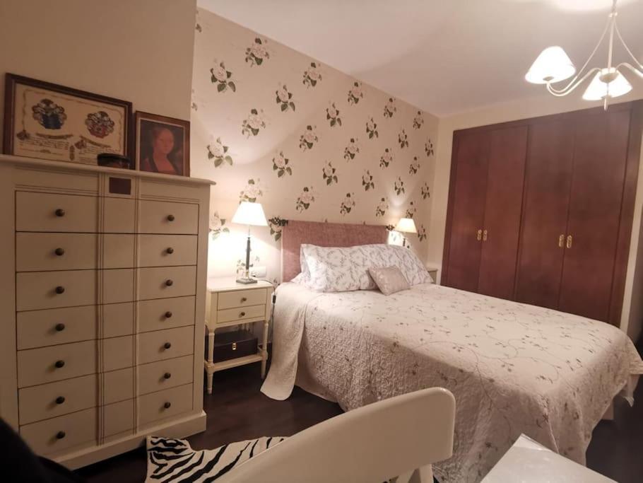 Estancia Con Jardin Entre Golf Y Monte - Cerca Logrono Sojuela Екстер'єр фото