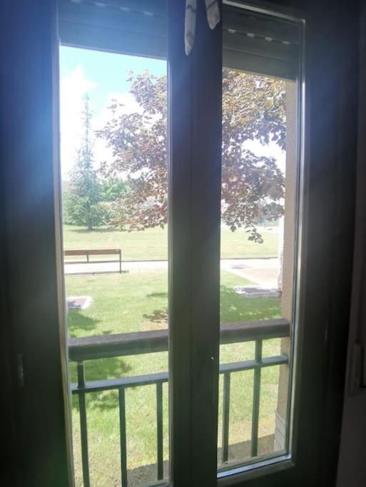 Estancia Con Jardin Entre Golf Y Monte - Cerca Logrono Sojuela Екстер'єр фото