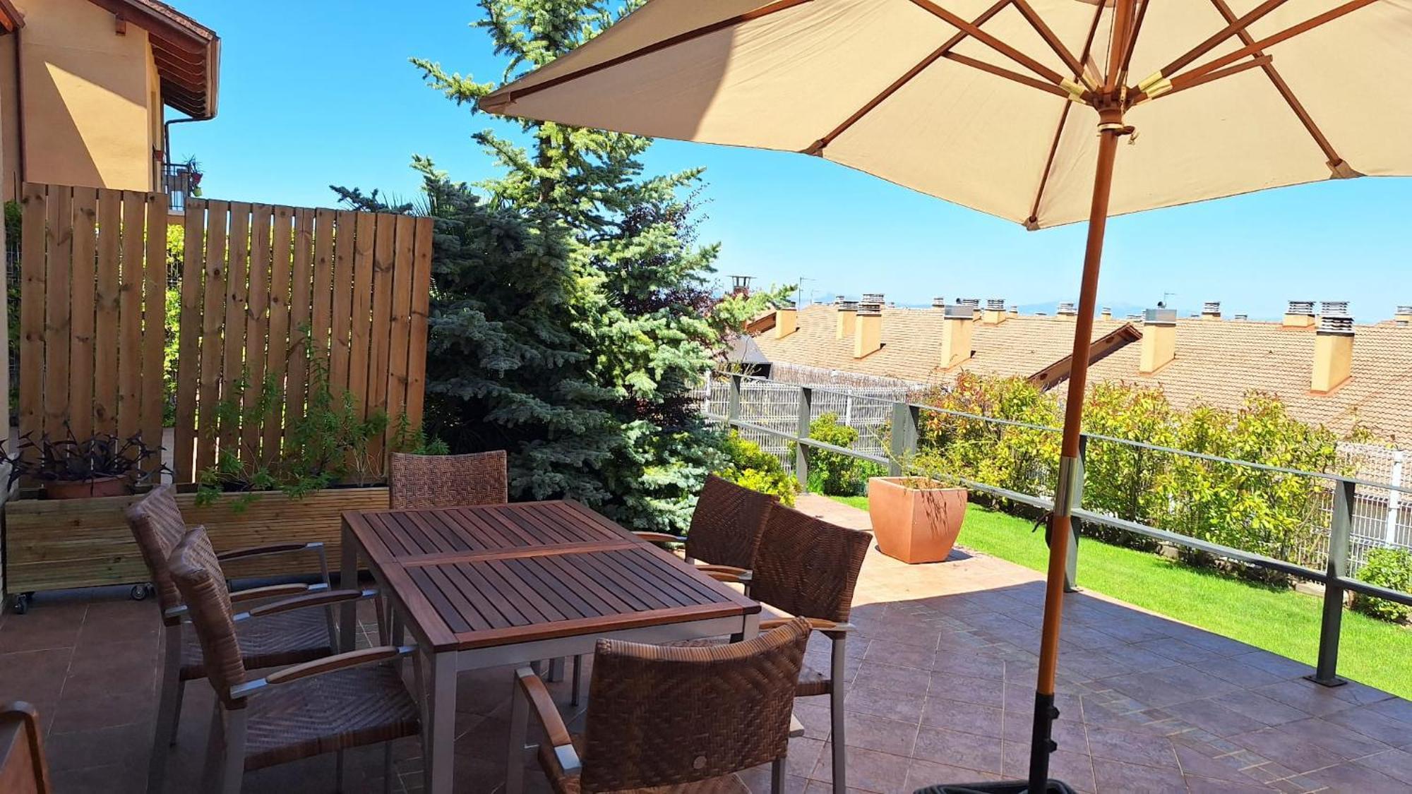 Estancia Con Jardin Entre Golf Y Monte - Cerca Logrono Sojuela Екстер'єр фото
